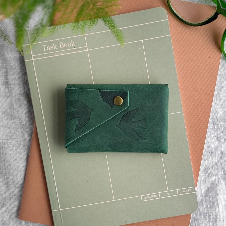 Green leather bird print wallet rear photo 