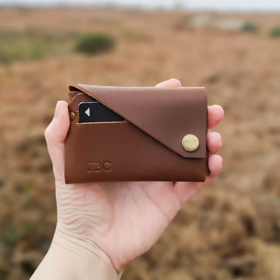 tan leather wallet 