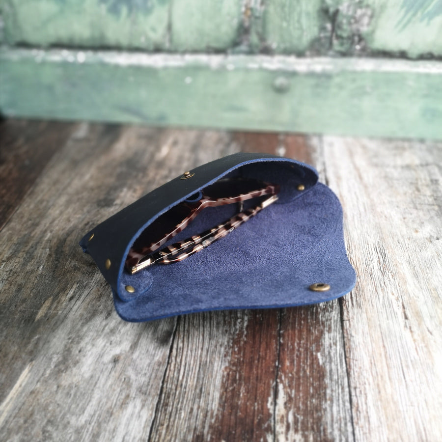 Navy Oiled Leather Glasses Case