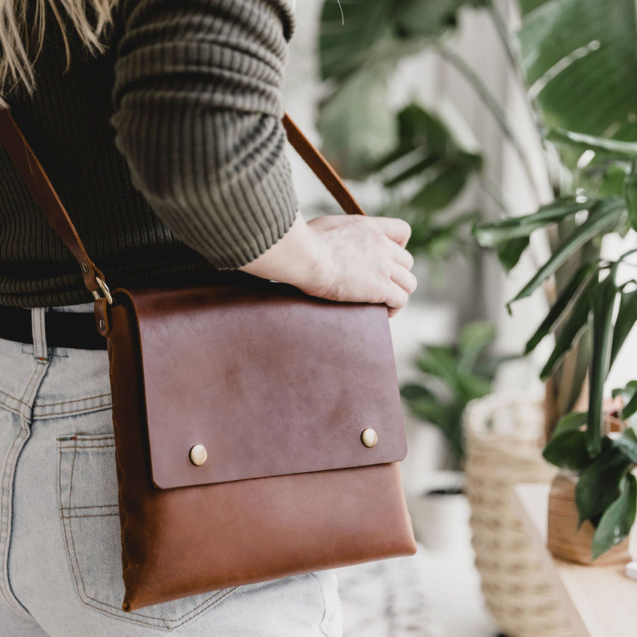 Tan Oiled Leather Crossbody Bag - Larger Size