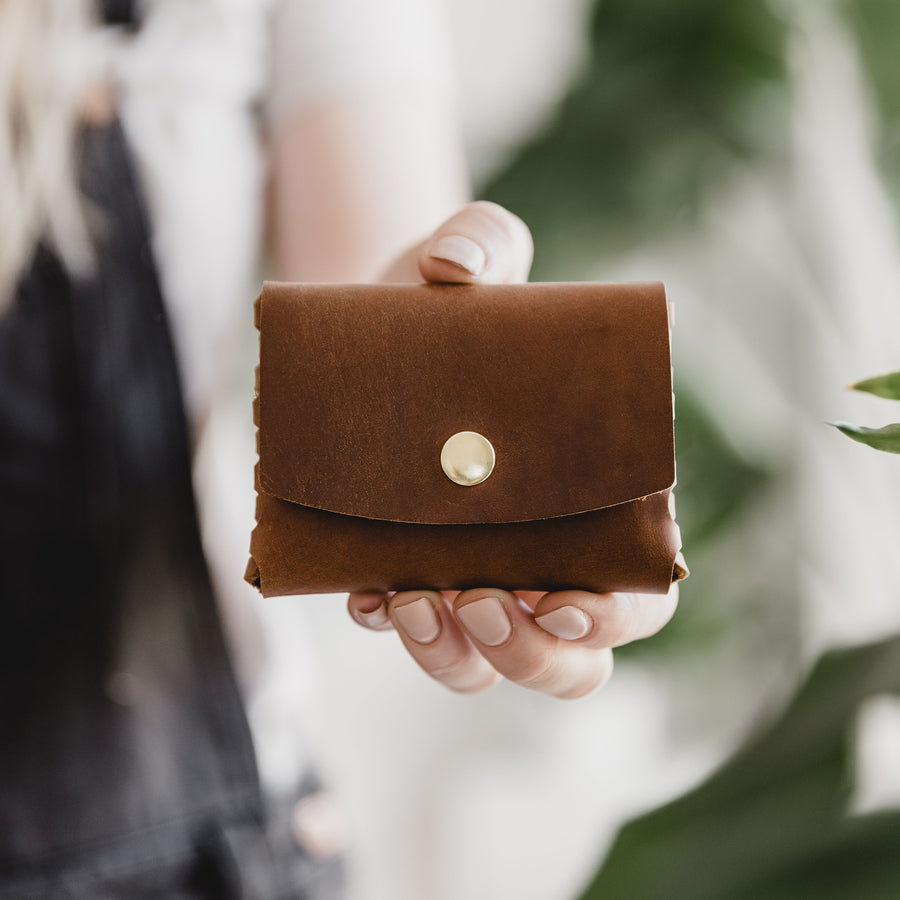 Tan Oiled Leather Interlocked Purse